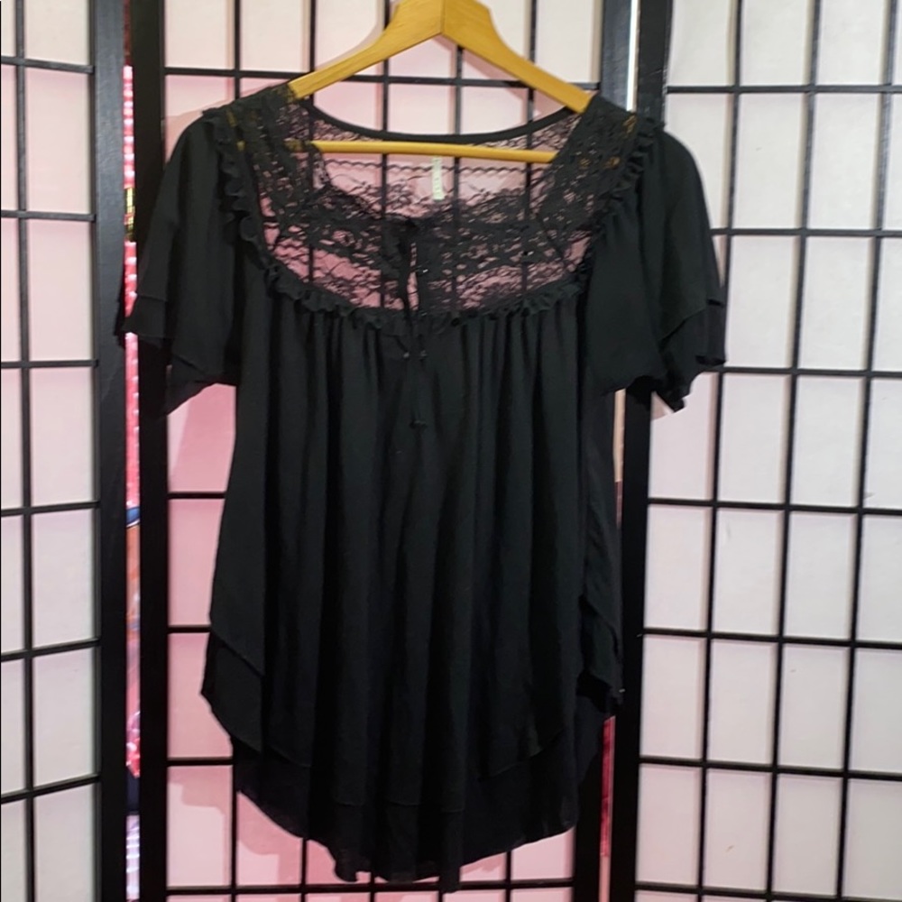 Nine 1 Eight Lacey Top Size XL